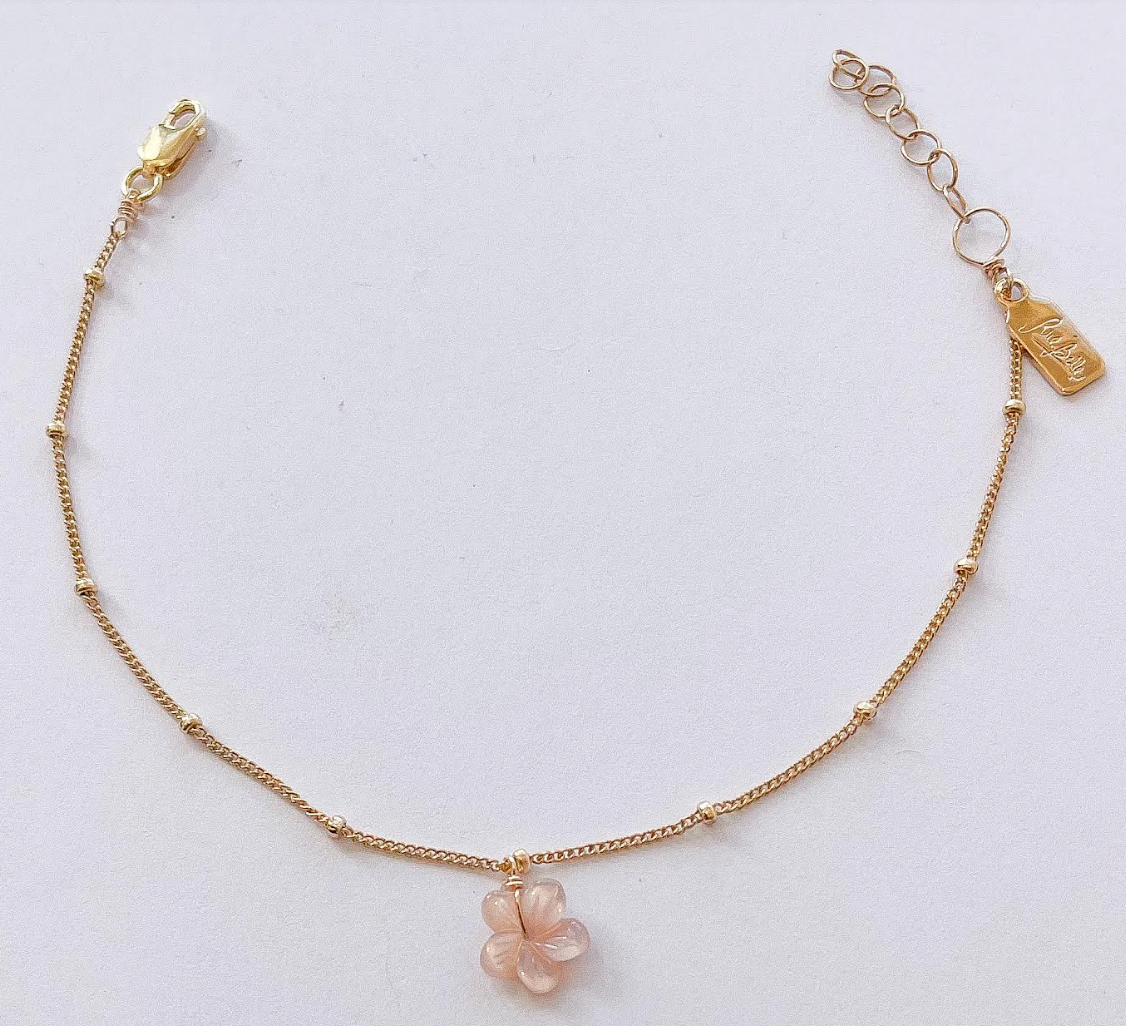 Lei Single Plumeria Hana Bracelet