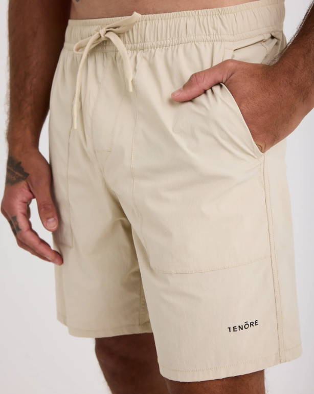 Utility Day Short