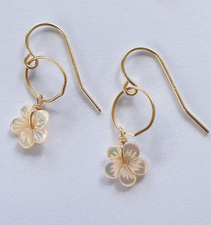 Petite Lei Plumeria Raindrop Hoop