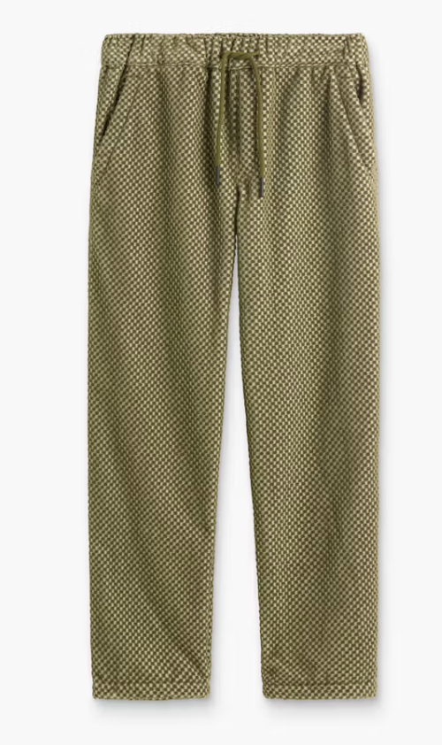 Ayora Pant