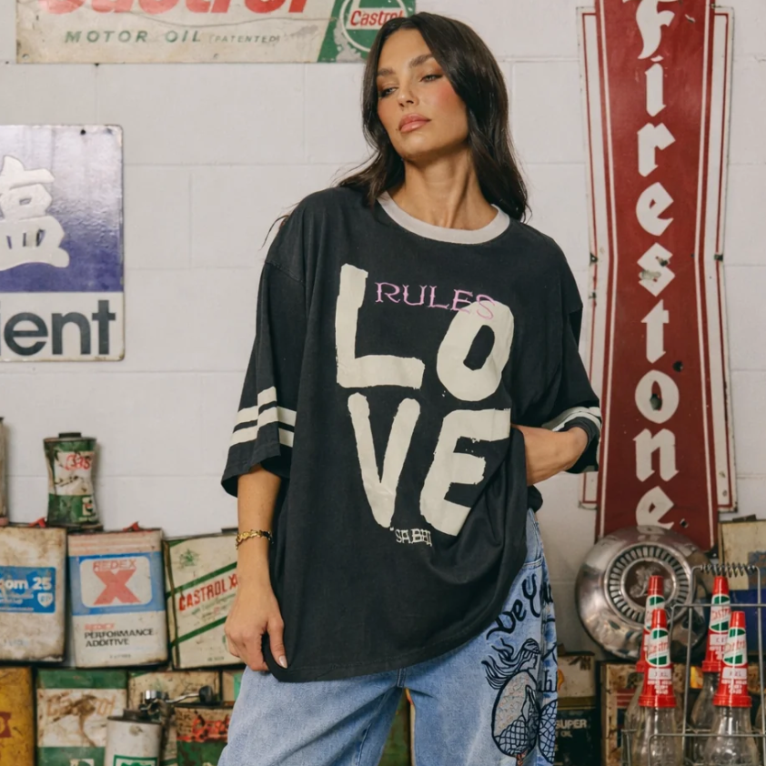 Love Revolution Tee Black